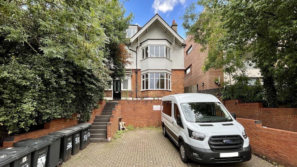 Property photo 3 of 3