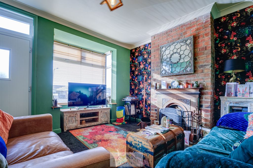 Property photo 2 of 25 Lounge 1.1