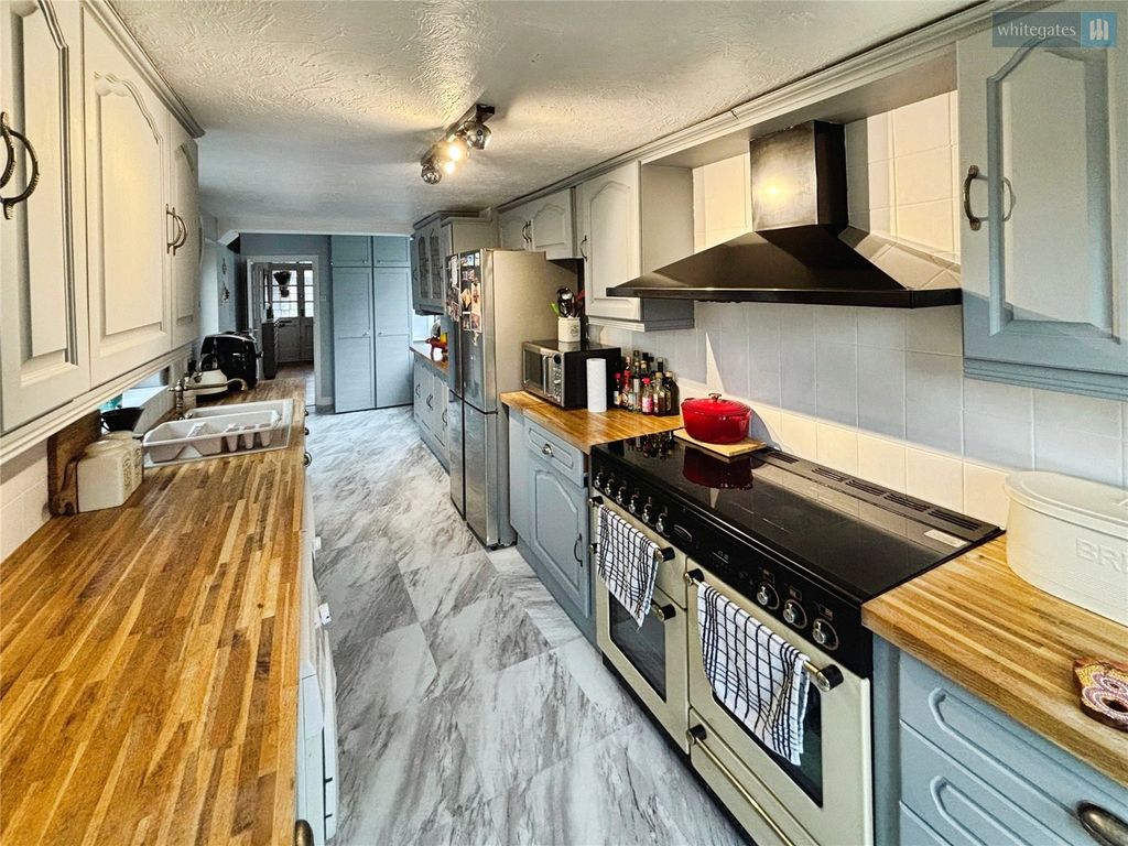 Property photo 3 of 17 Picture No. 45