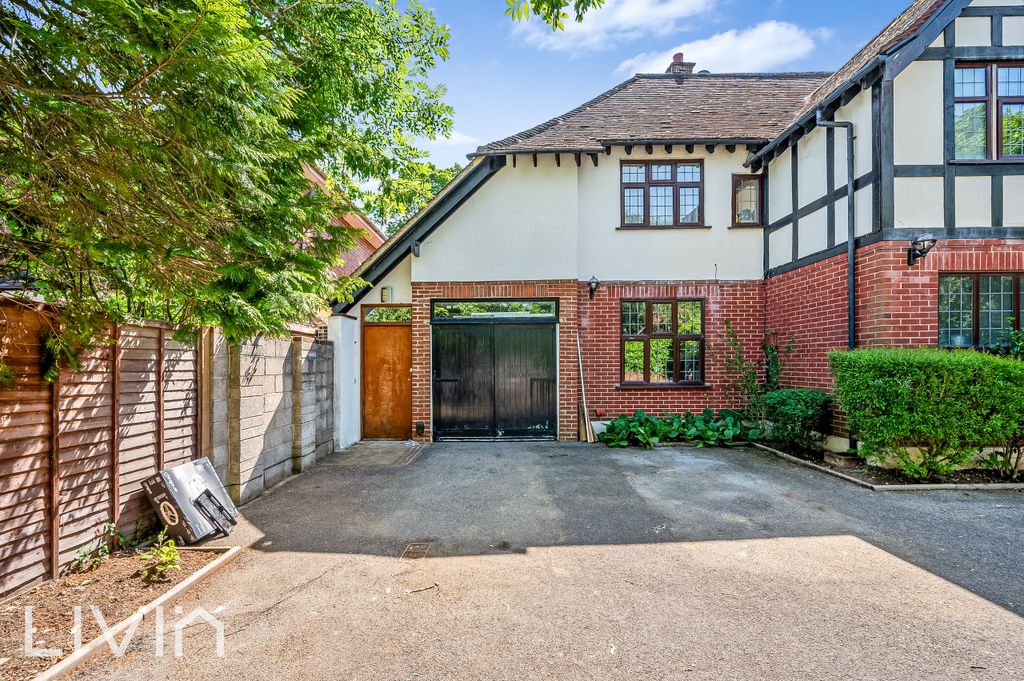 Property photo 1 of 7 1