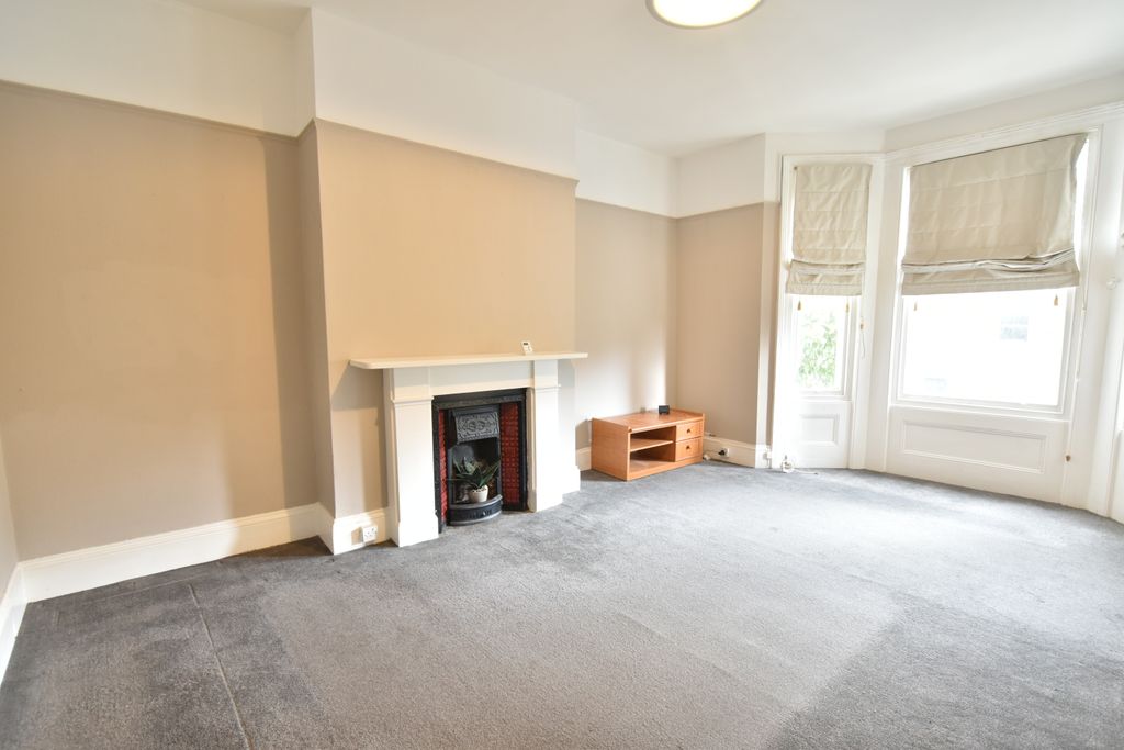 Property photo 3 of 7 Living Room 2