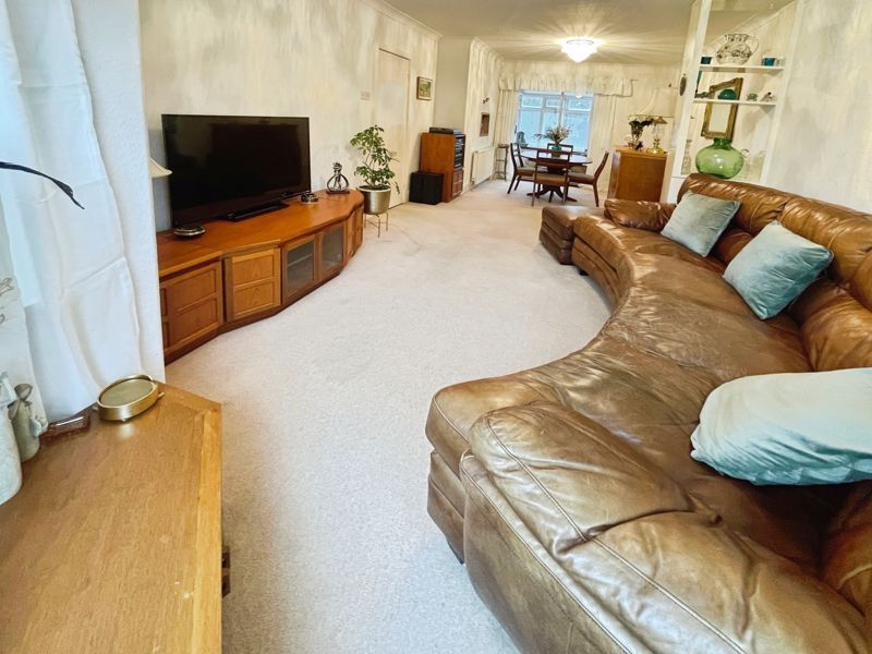 Property photo 2 of 25 Lounge Dining Area