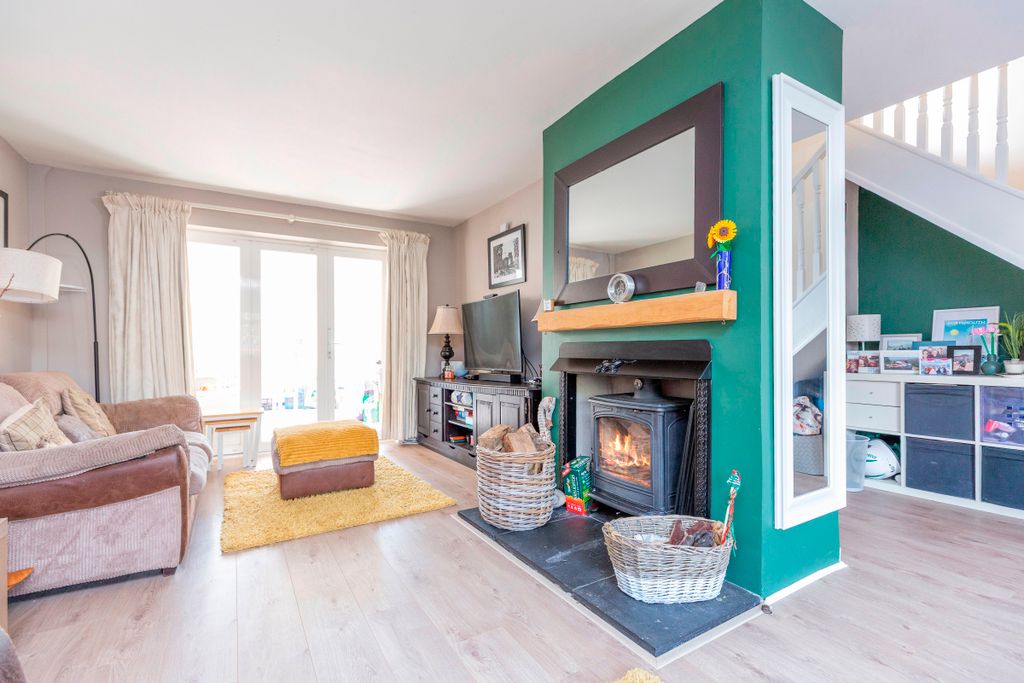 Property photo 3 of 30