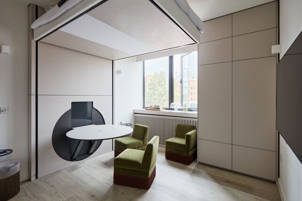 Property photo 2 of 11 Photo 4