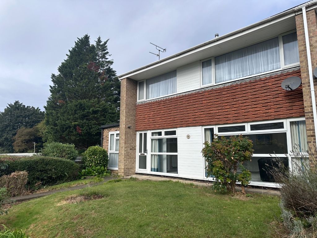 Property photo 1 of 13 4037640