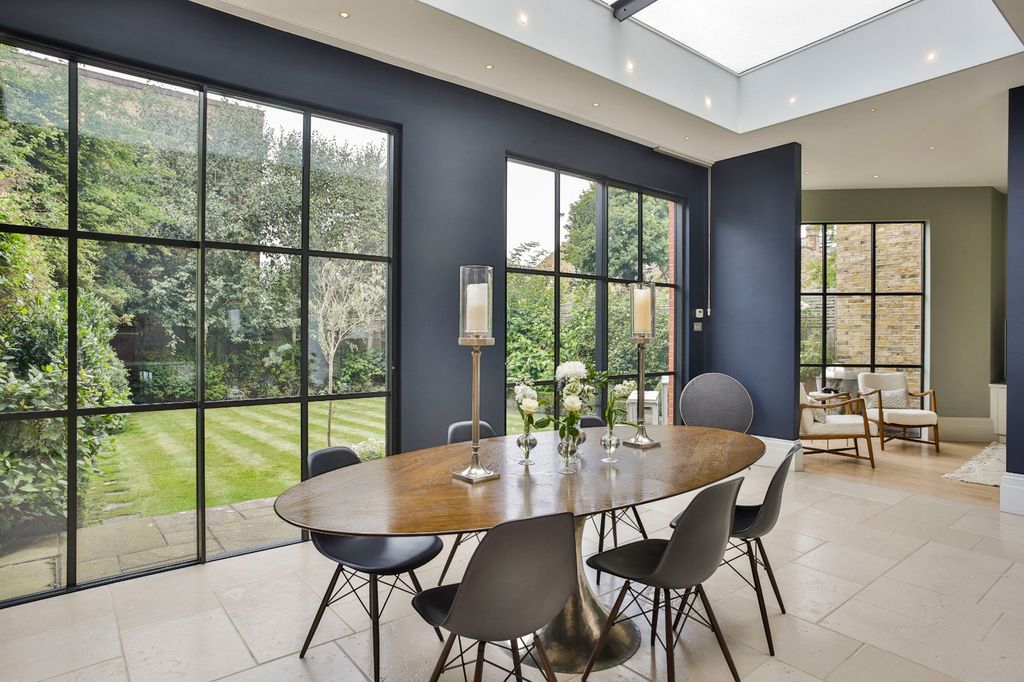 Property photo 3 of 39 Kitchen / Dining