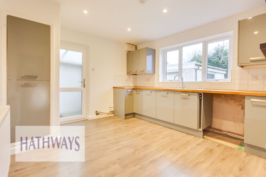 Property photo 2 of 38