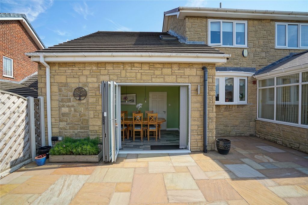 Property photo 2 of 30 Picture No. 25