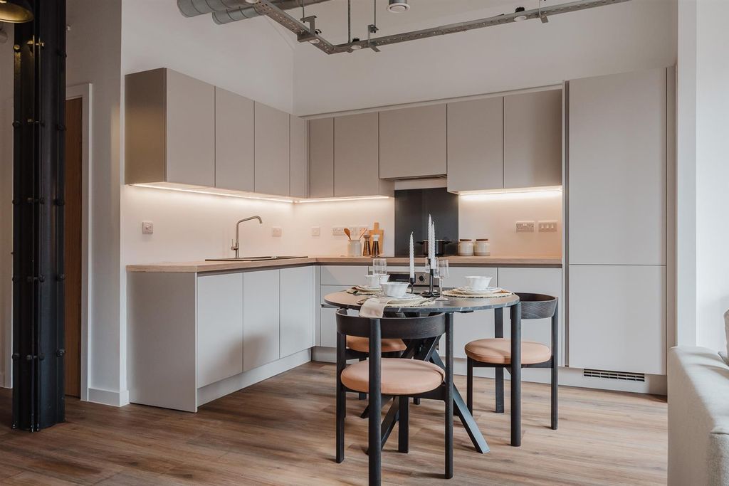 Property photo 3 of 12 P2188556.Jpg