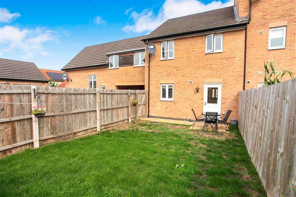 Property photo 3 of 6