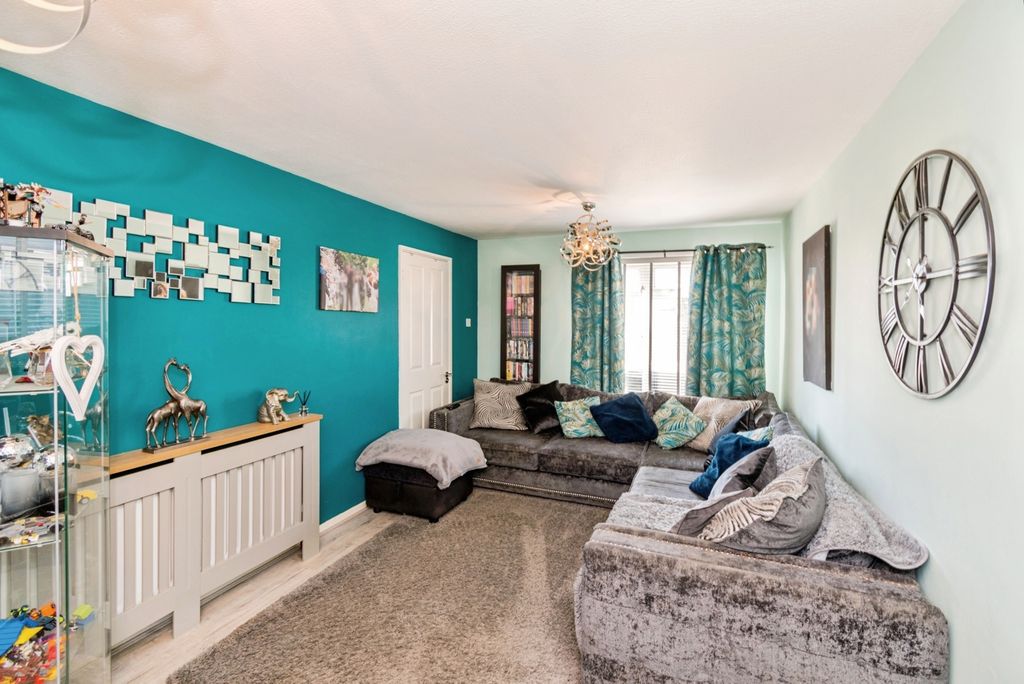 Property photo 2 of 14 Pbox-Img.Jpg