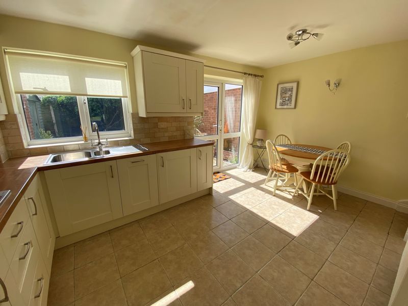 Property photo 3 of 12 Photo 10