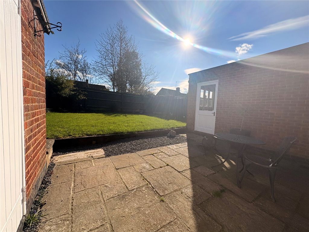 Property photo 2 of 27 Picture No. 37