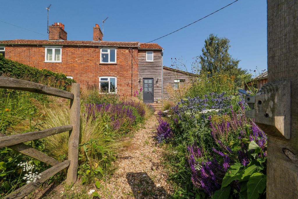 Property photo 1 of 24 5175810