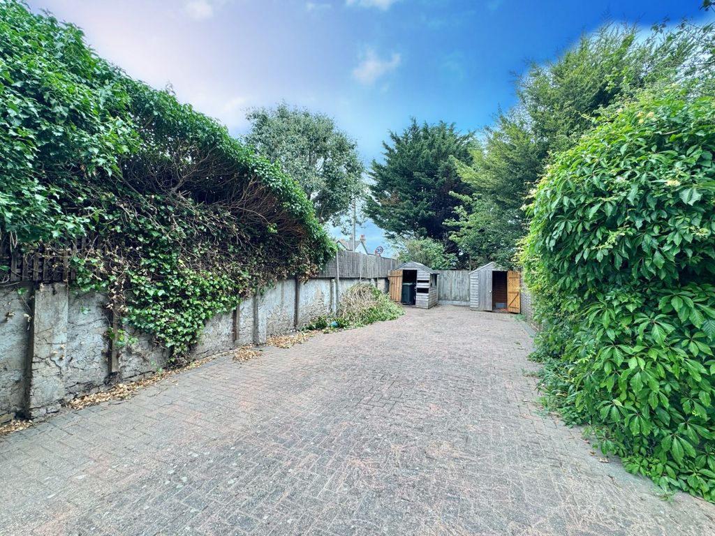 Property photo 3 of 28 Picture No. 41