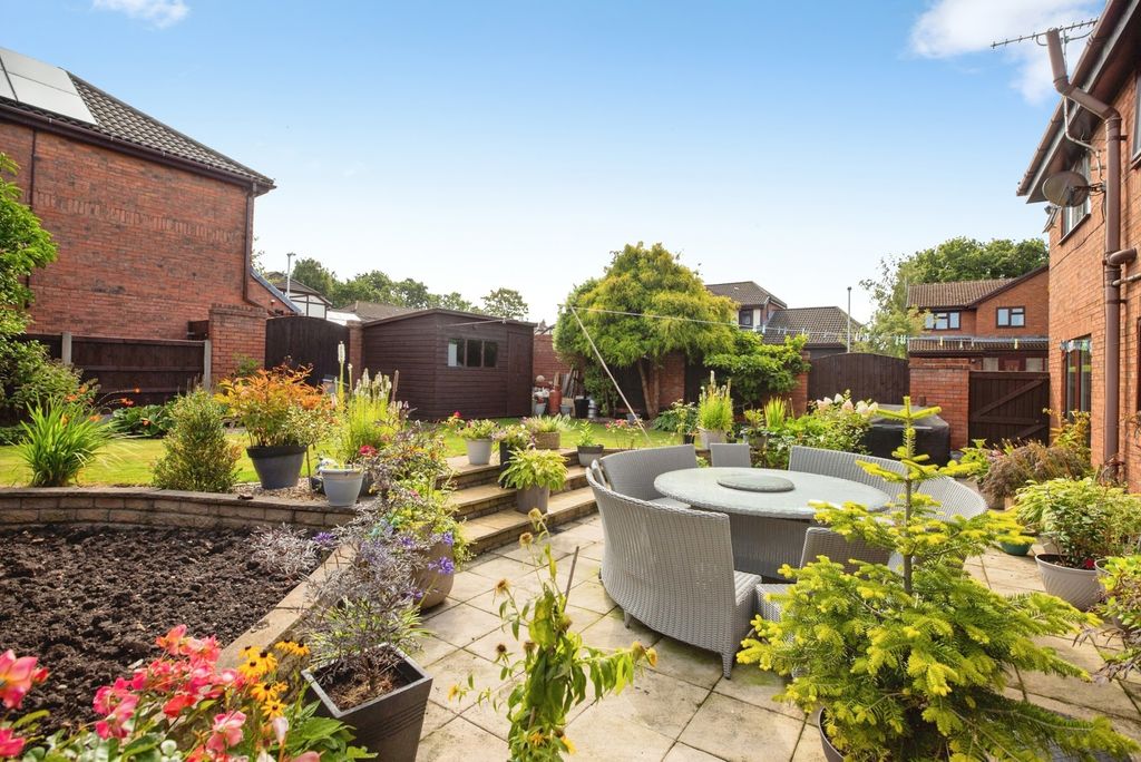 Property photo 2 of 19 Pbox-Img.Jpg