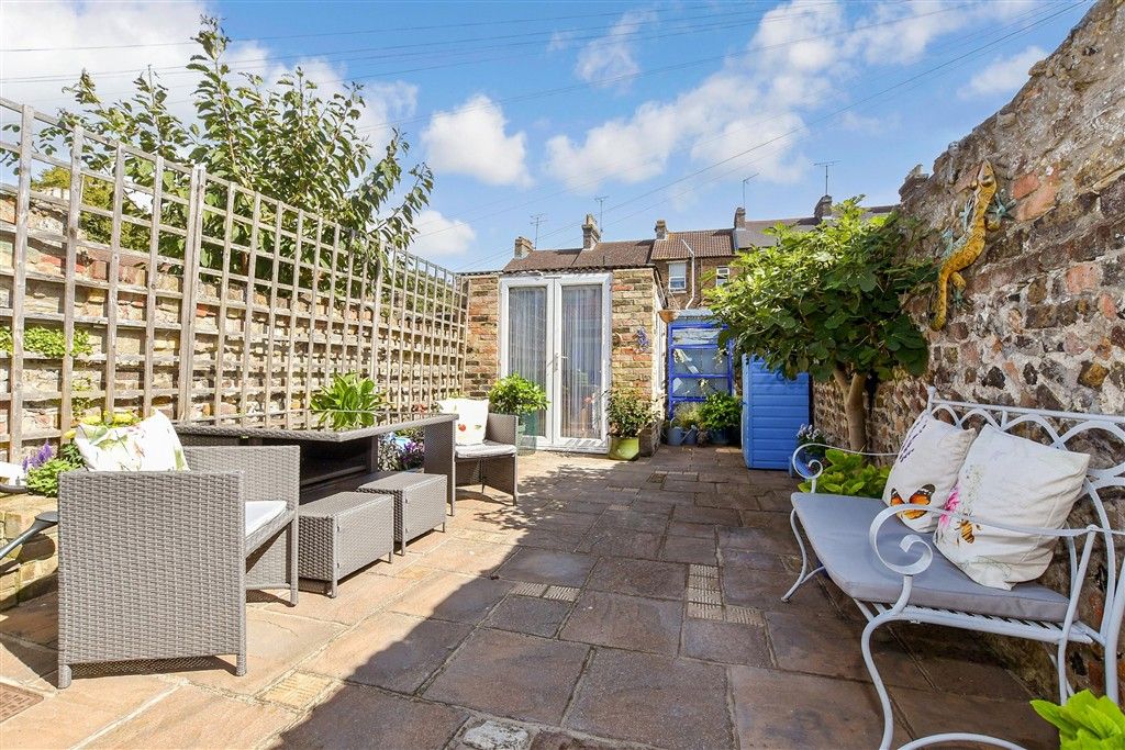 Property photo 2 of 18 Rear Garden