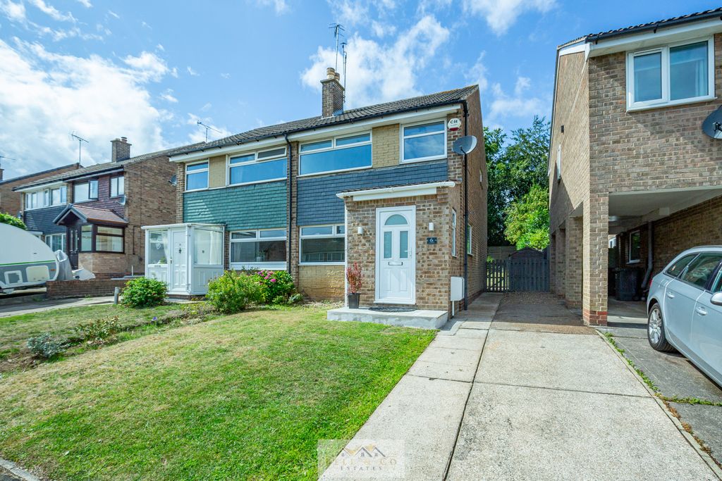 Property photo 1 of 29 Front Of House 1.1