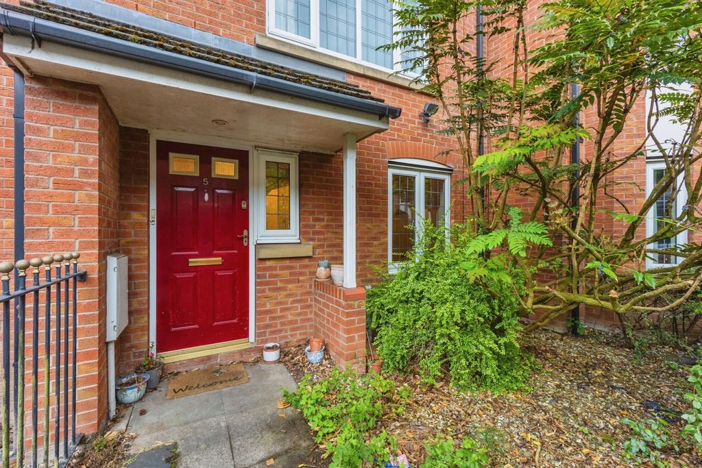Property photo 1 of 21 Pbox-Img.Jpg