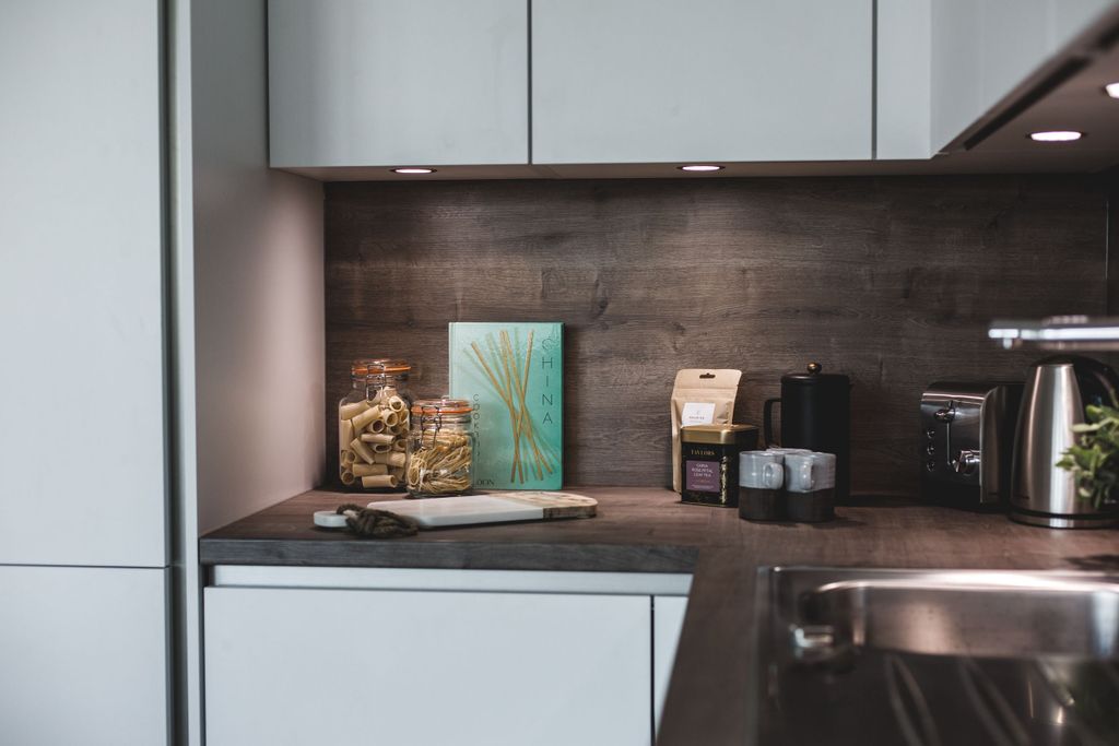 Property photo 2 of 12 Kitchen