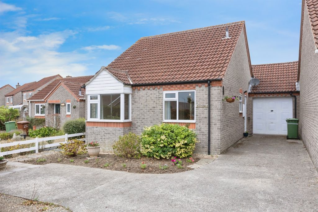 Property photo 1 of 16