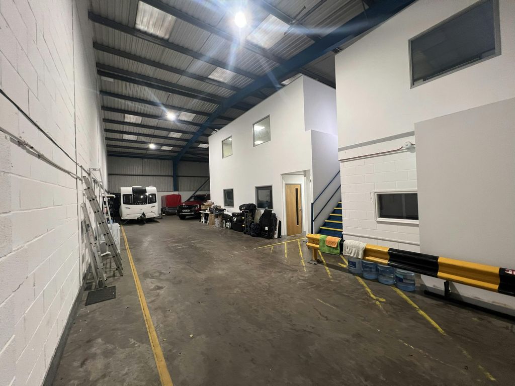 Property photo 3 of 9 Img_2980.Jpg