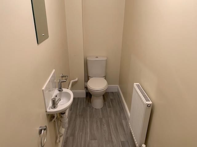 Property photo 3 of 8 Cloakroom/wc