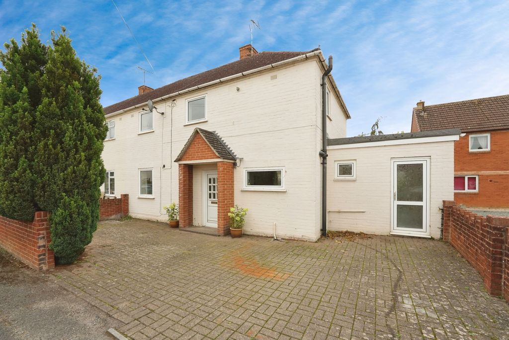 Property photo 1 of 17 Photo