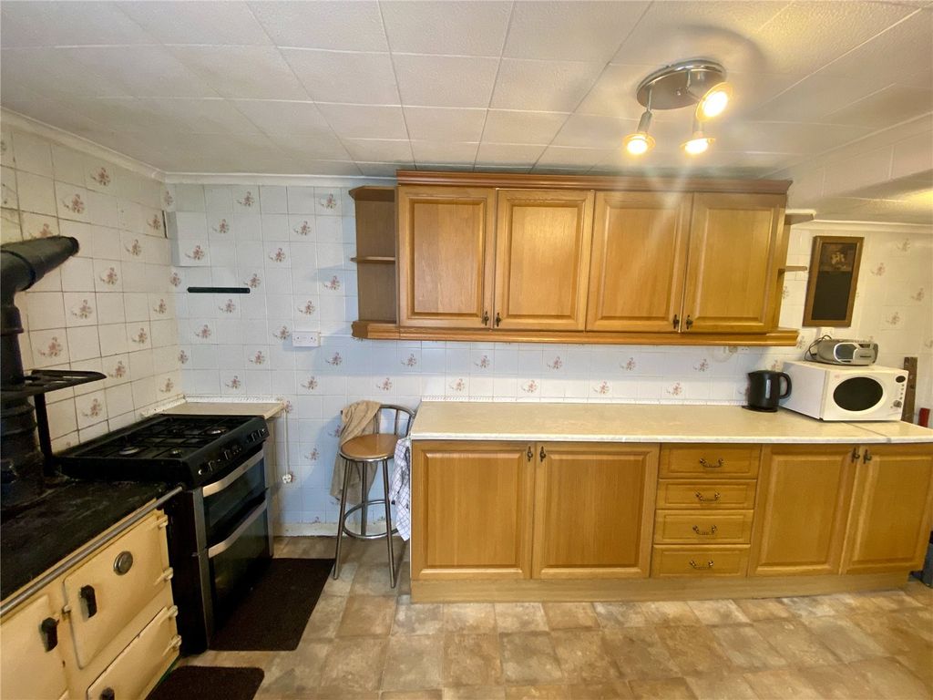Property photo 2 of 20 Picture No. 21