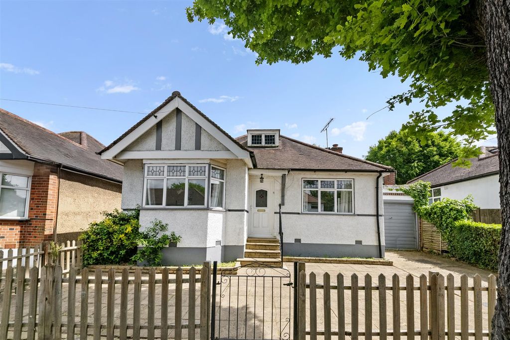 Property photo 1 of 18