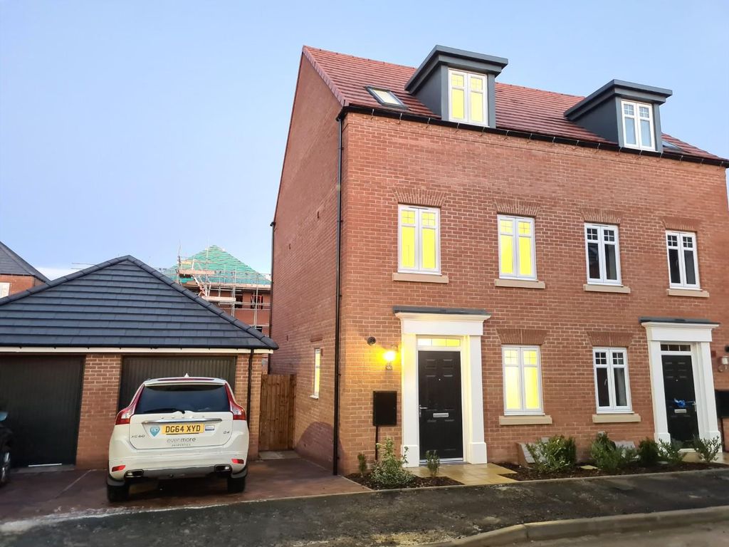 Property photo 1 of 12 Front