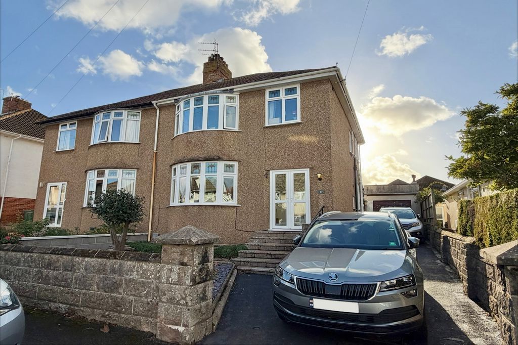 Property photo 1 of 16 Front
