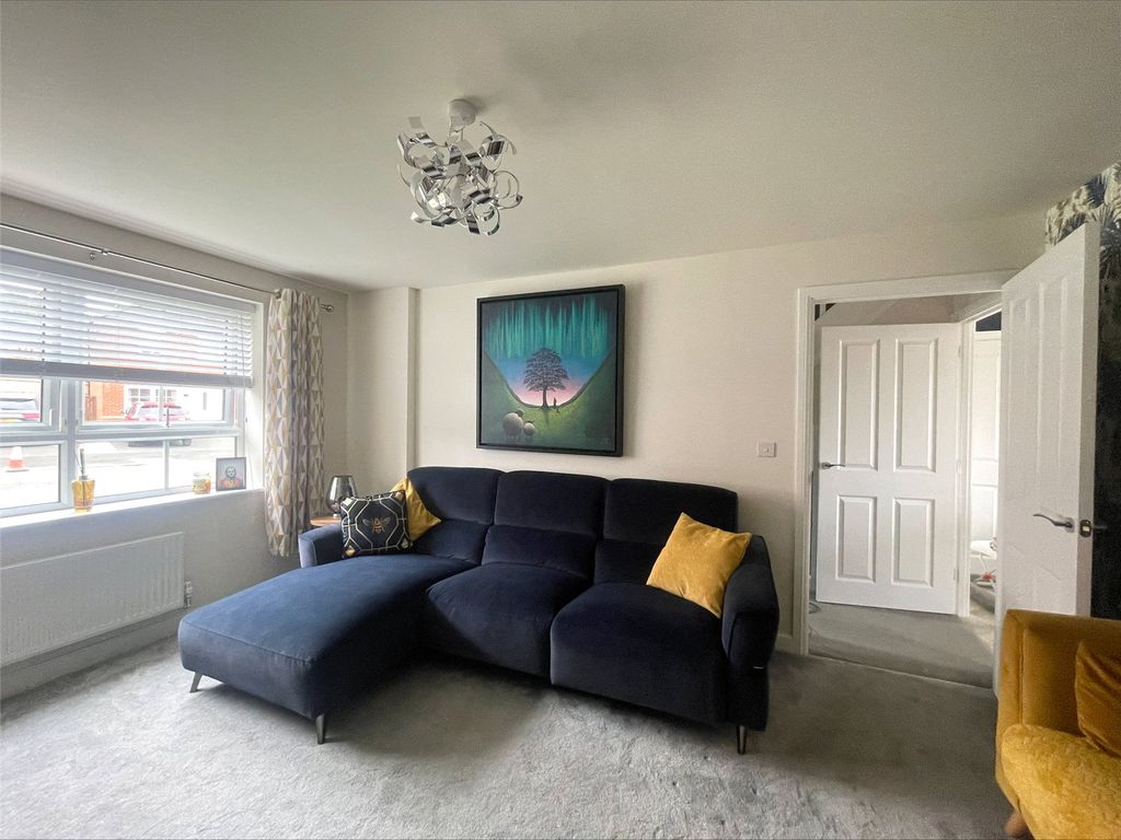 Property photo 2 of 11 Picture No. 08