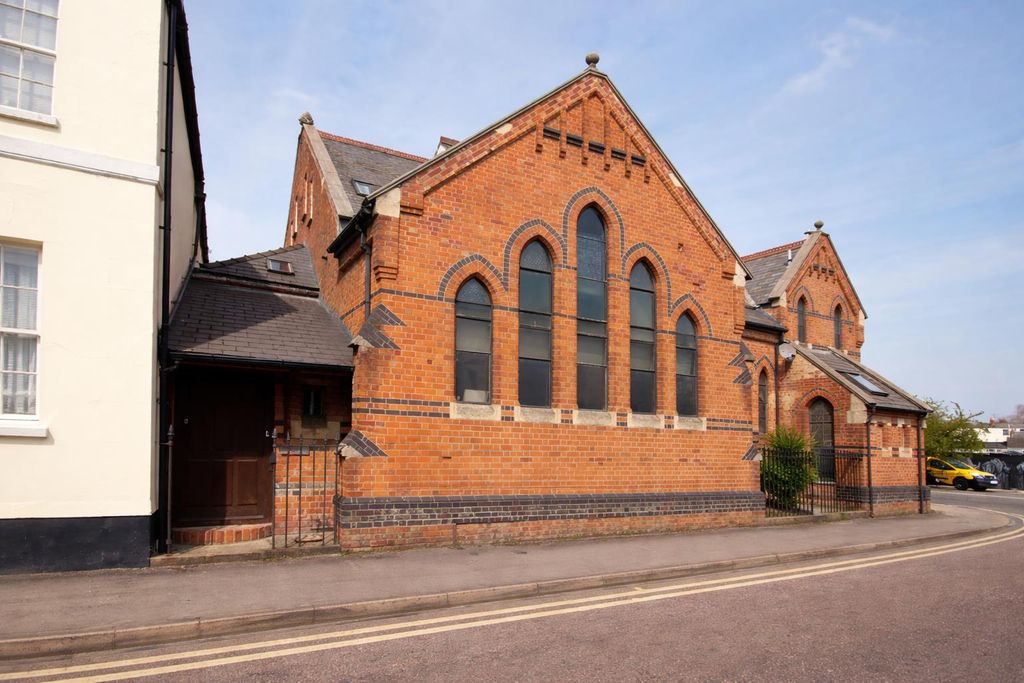 Property photo 1 of 12 Chatgpt Image Feb 19, 2026, 03_54_54 Pm.Png