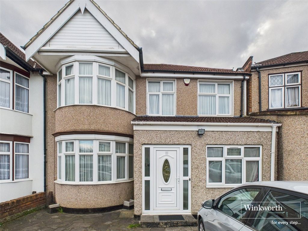 Property photo 1 of 12 External