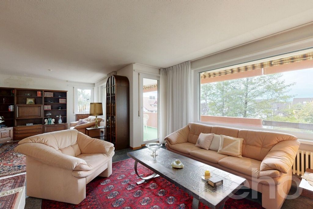 Property photo 3 of 11