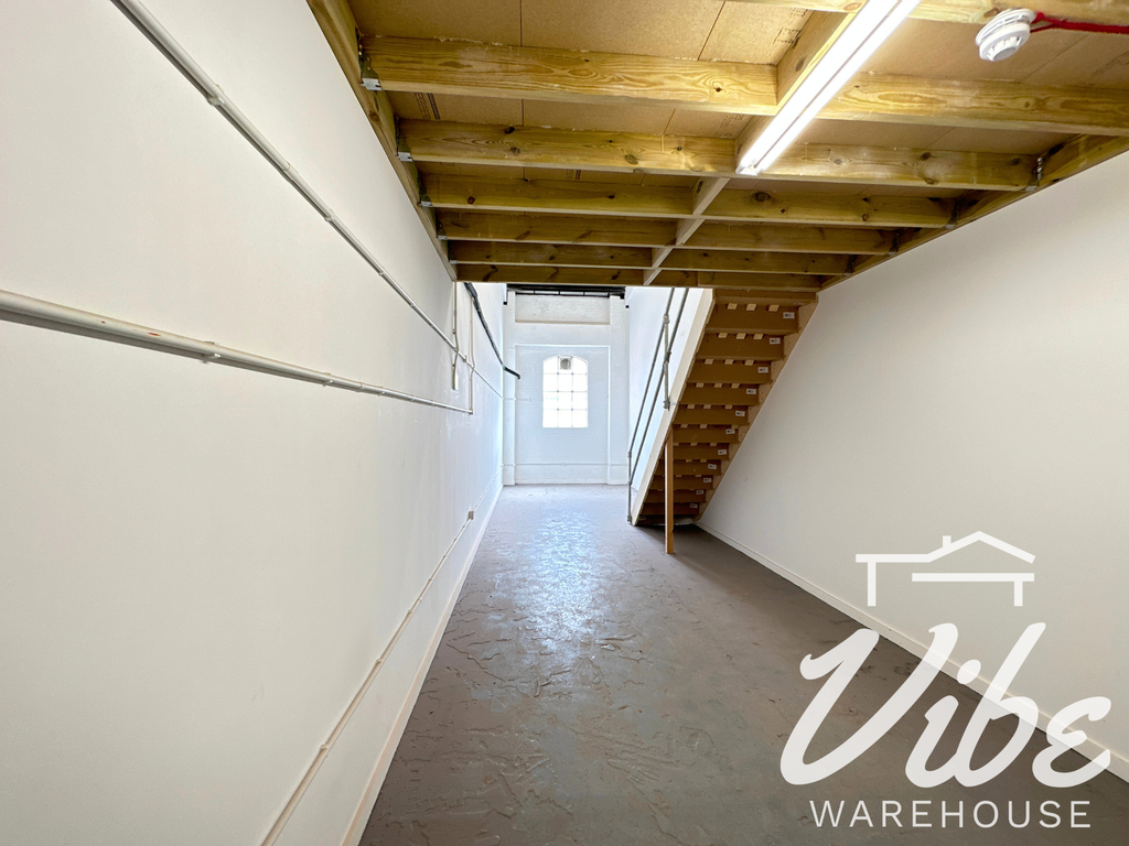 Property photo 3 of 6