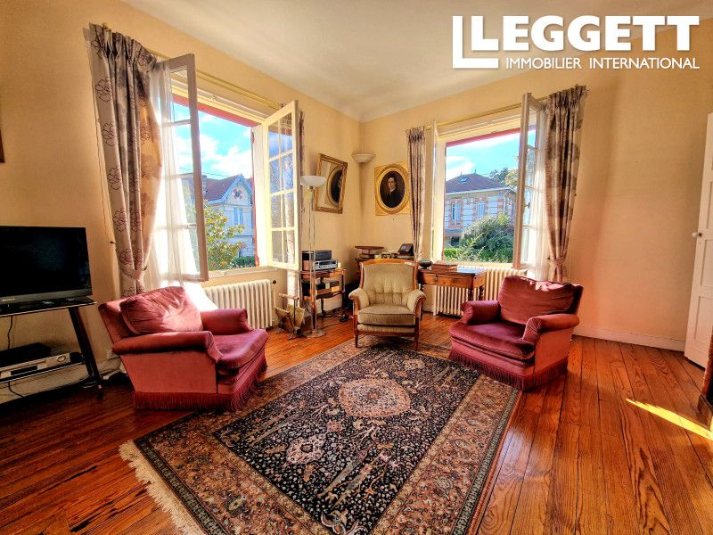 Property photo 3 of 9