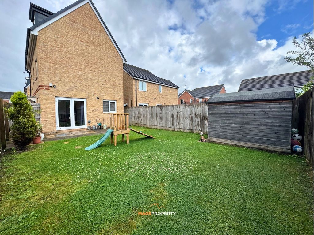 Property photo 2 of 19