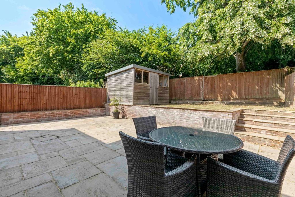 Property photo 2 of 14