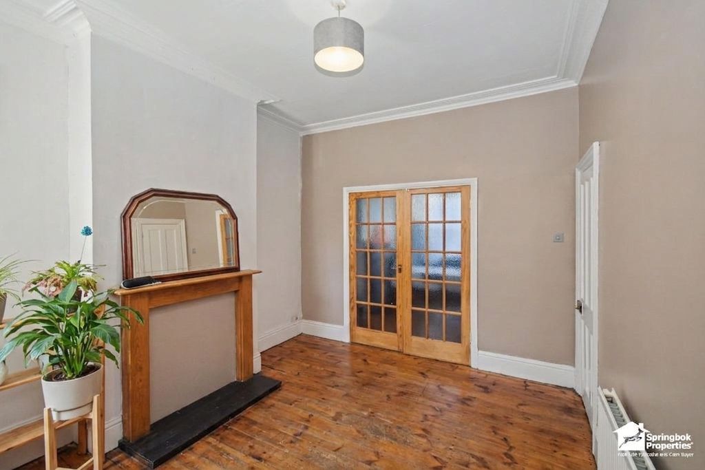 Property photo 3 of 15 Image 2