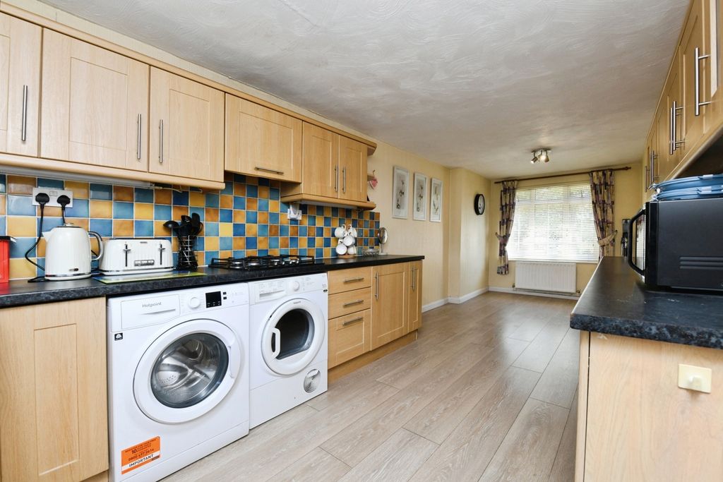Property photo 3 of 19 Pbox-Img.Jpg