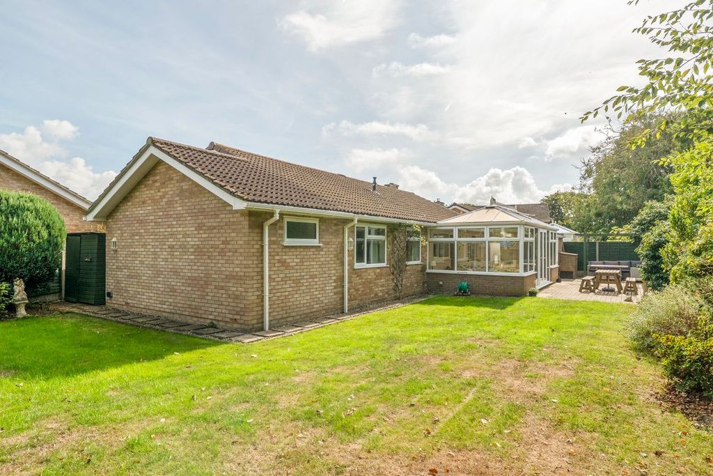 Property photo 3 of 21