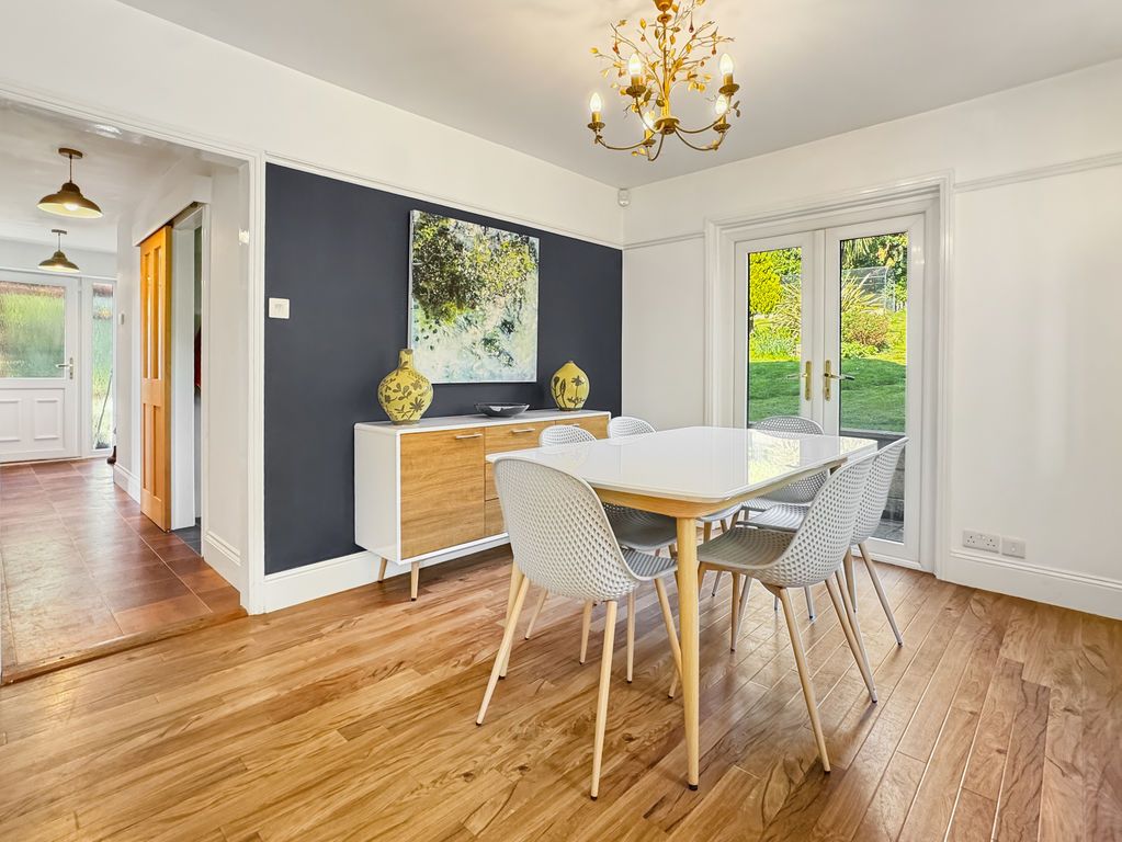 Property photo 3 of 33 Photo 25