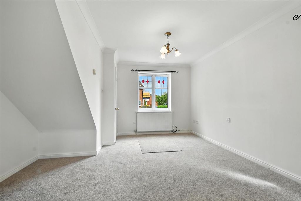 Property photo 2 of 14 Photo_020.Jpg