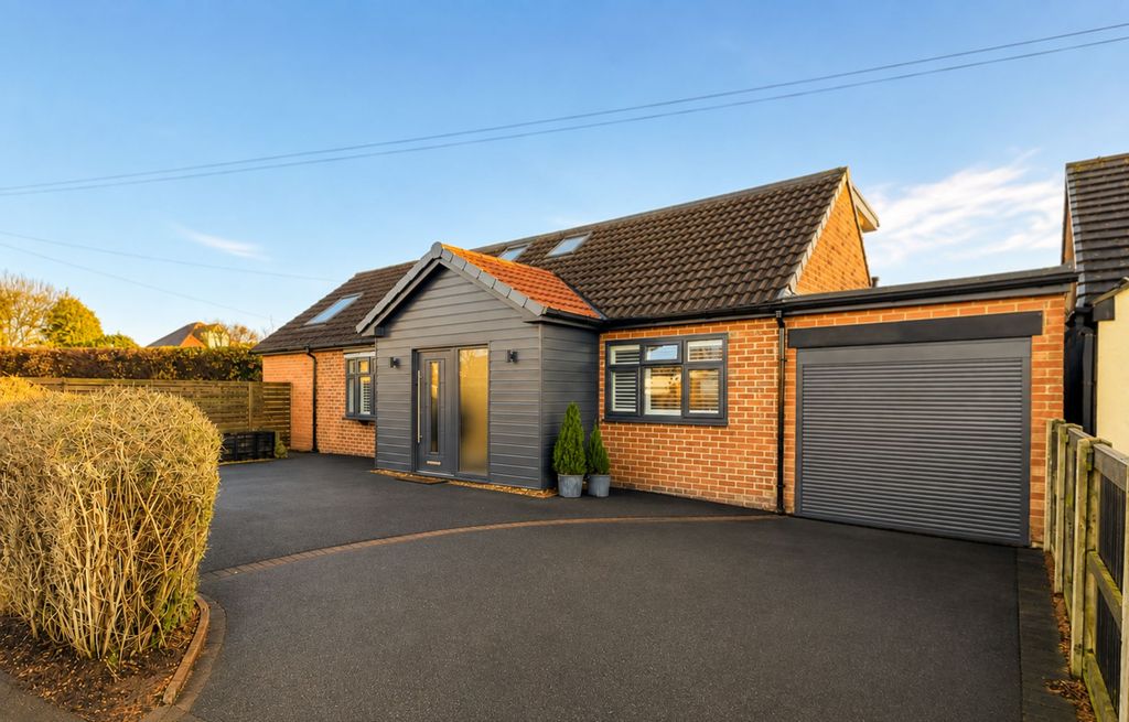 Property photo 1 of 33