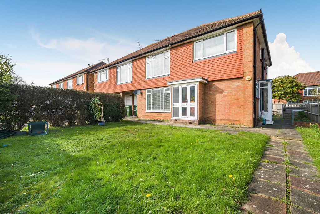 Property photo 1 of 21 Picture No. 08