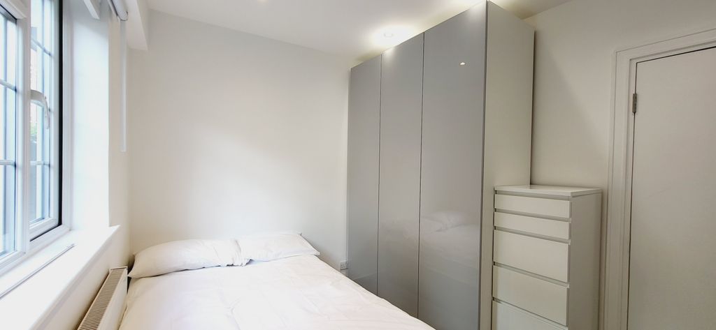 Property photo 2 of 6 Gallery