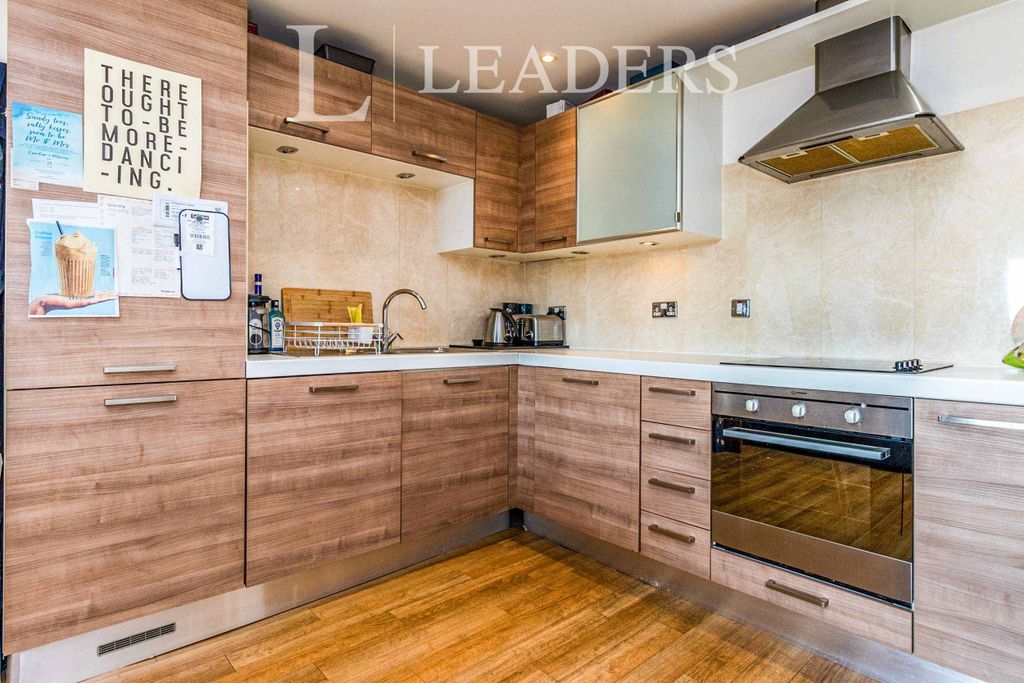Property photo 2 of 10 2