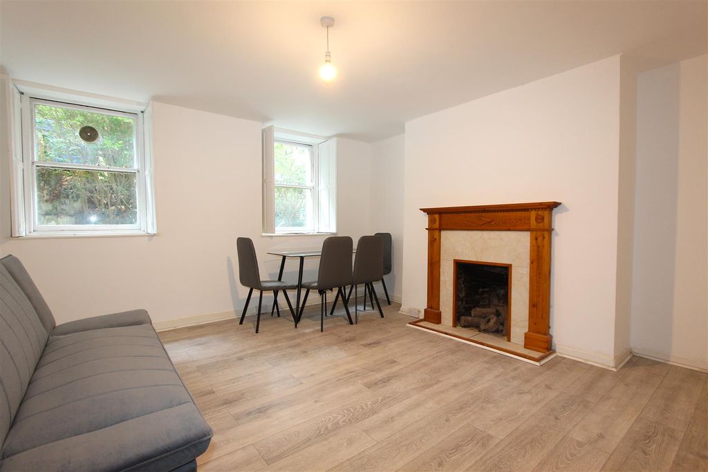 Property photo 2 of 7 Reception Room